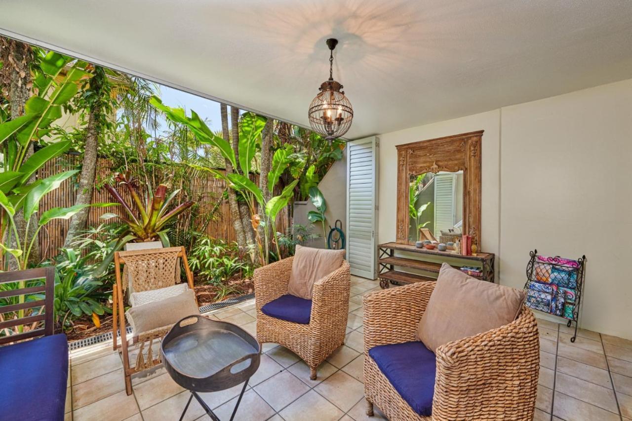 Julians Apartments Byron Bay Extérieur photo