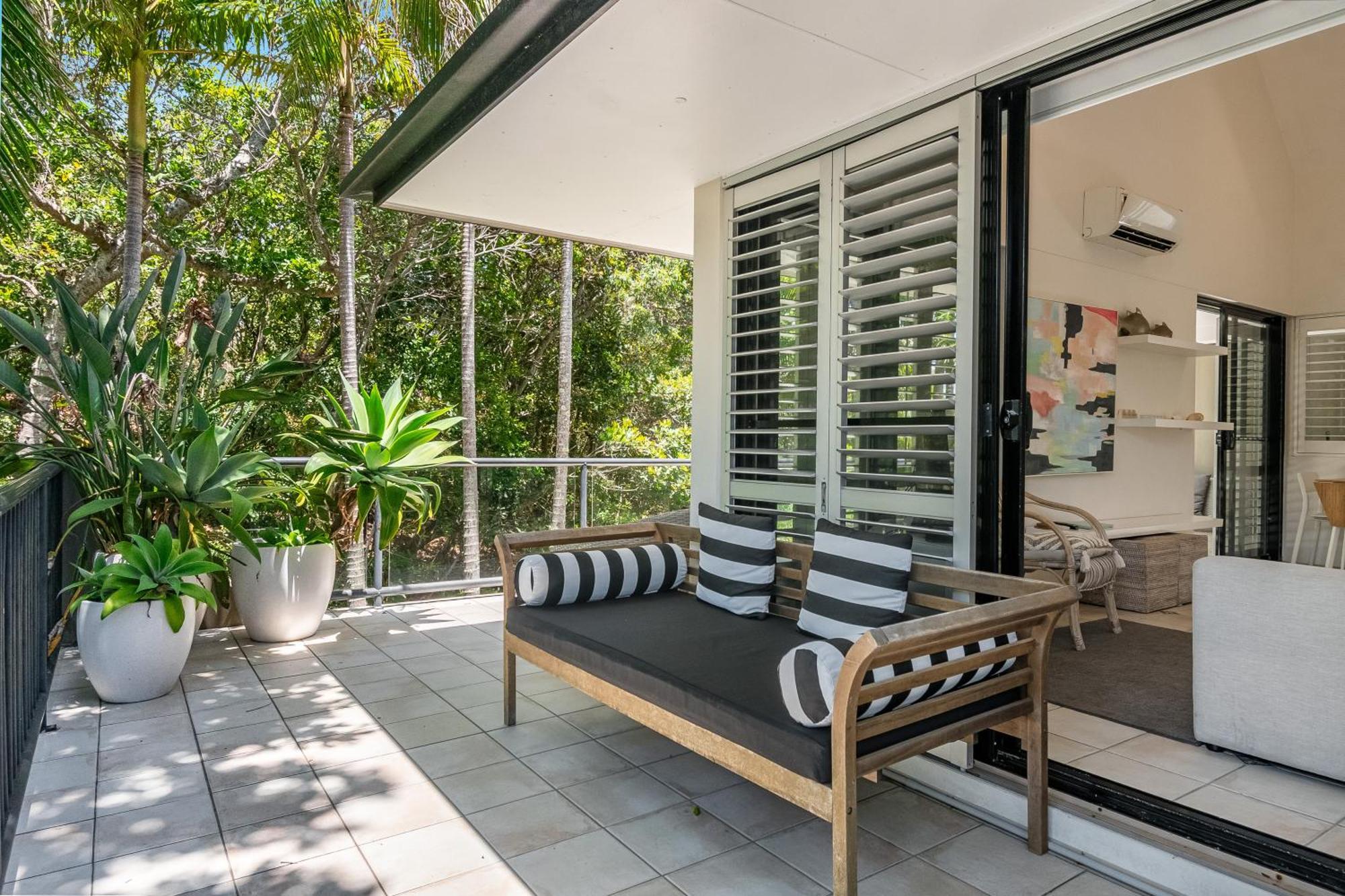Julians Apartments Byron Bay Extérieur photo