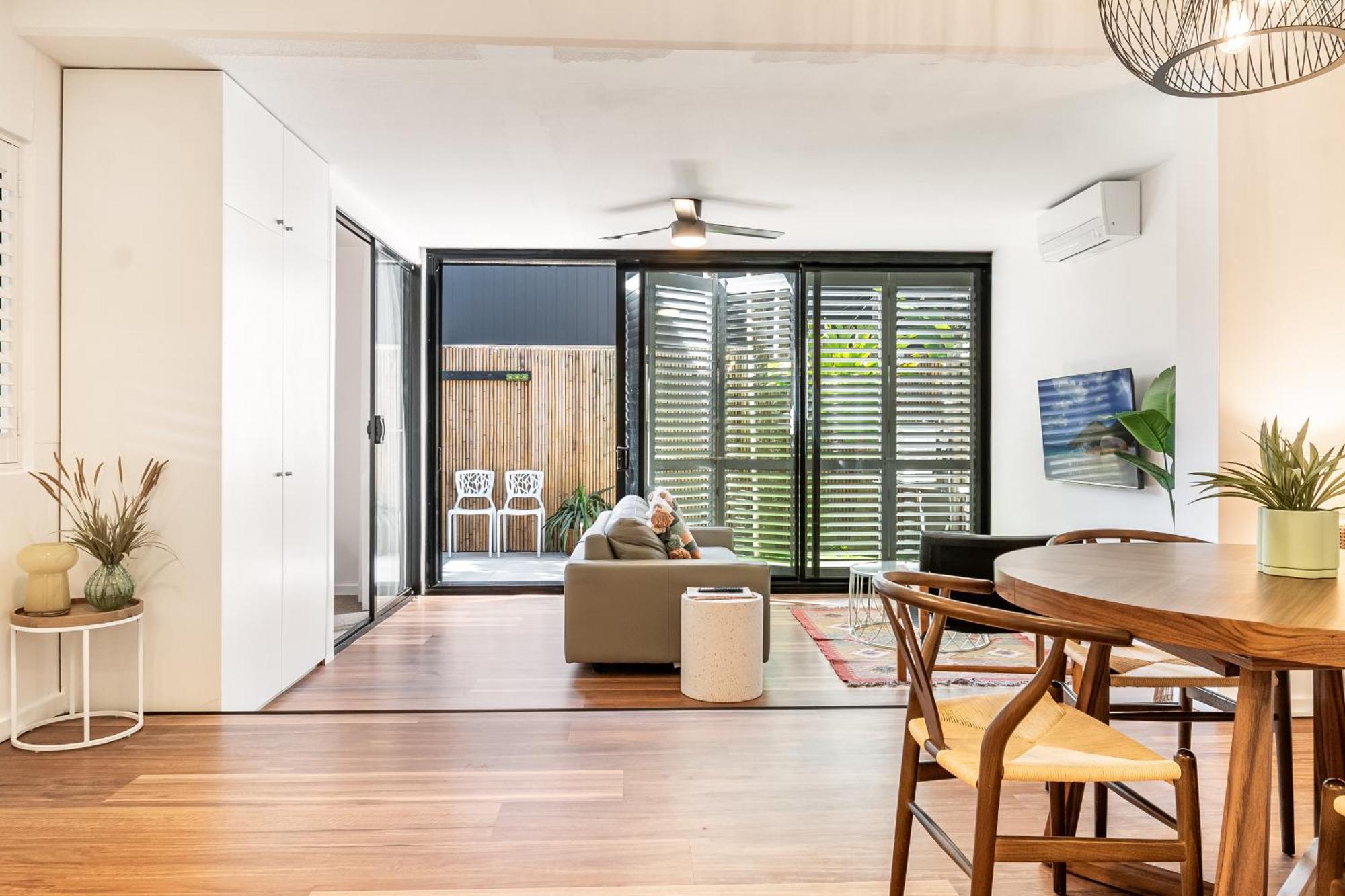 Julians Apartments Byron Bay Extérieur photo
