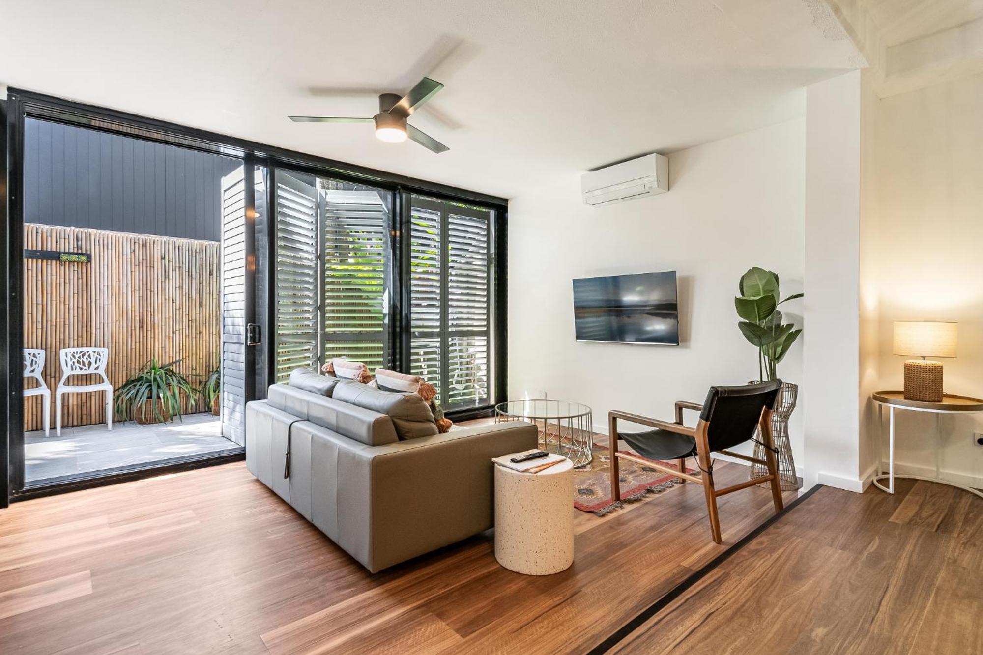 Julians Apartments Byron Bay Extérieur photo