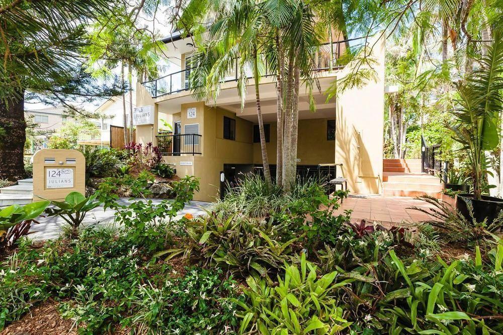 Julians Apartments Byron Bay Extérieur photo