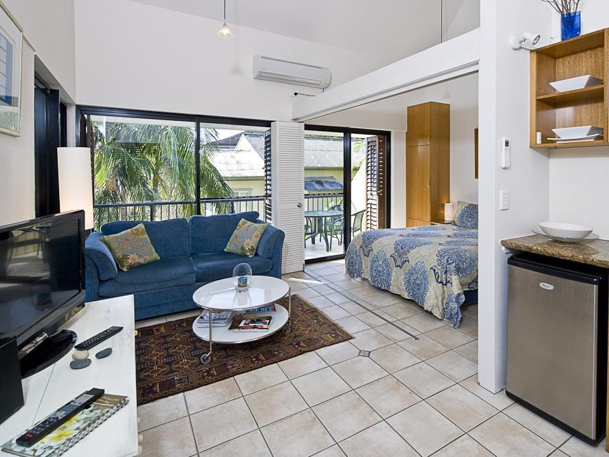 Julians Apartments Byron Bay Extérieur photo