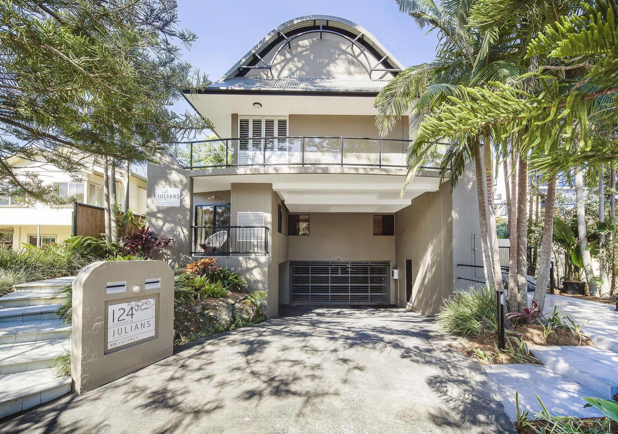 Julians Apartments Byron Bay Extérieur photo