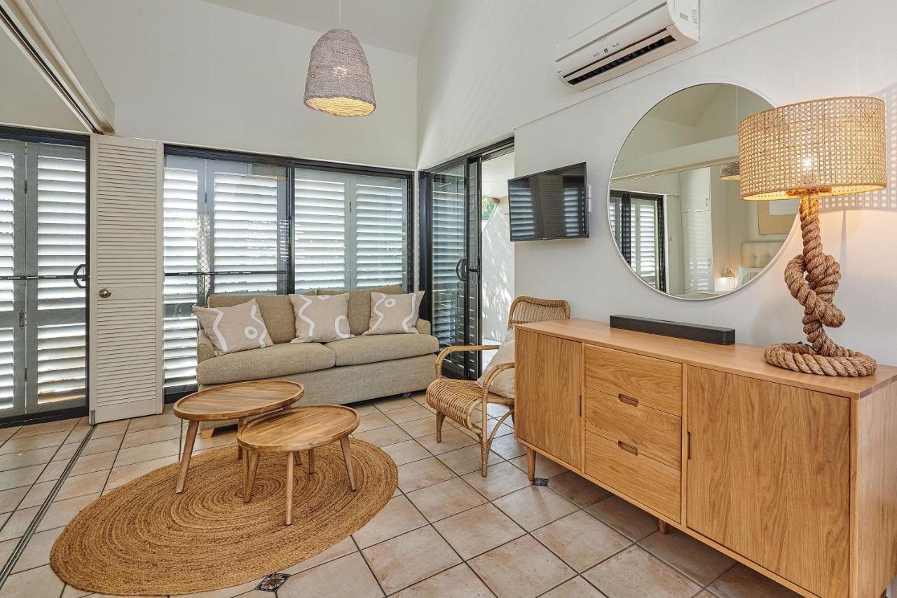 Julians Apartments Byron Bay Extérieur photo
